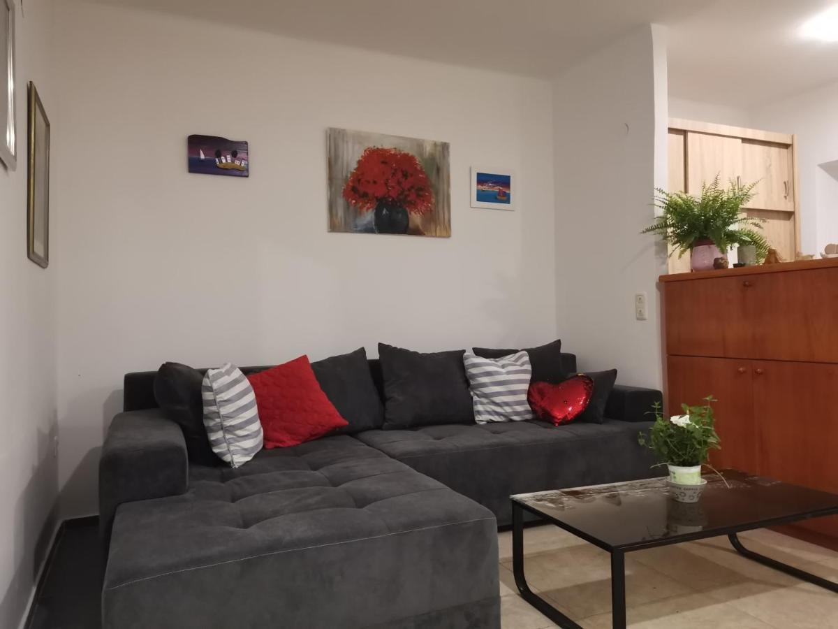 Diana Rooms And Apartment Split Exterior foto